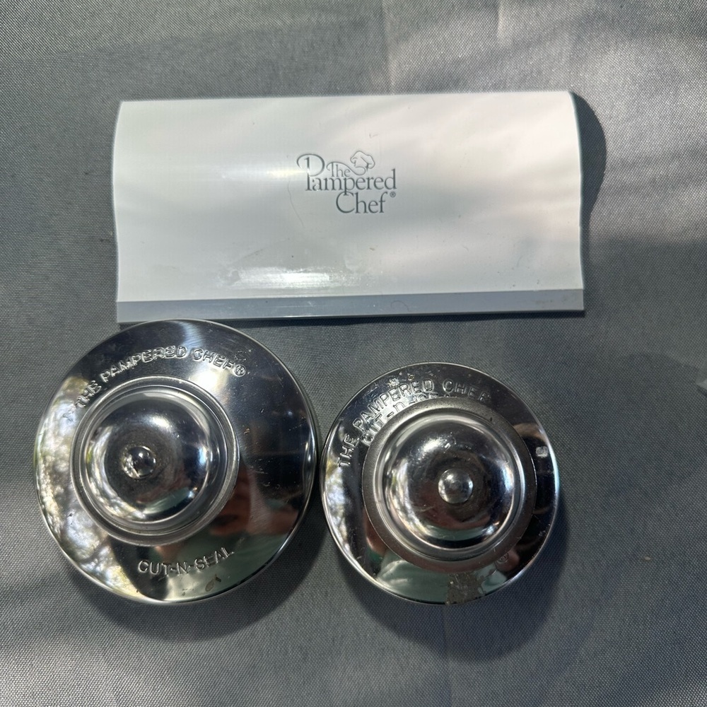 The Pampered Chef Silver biscuit makers and scraper bundle